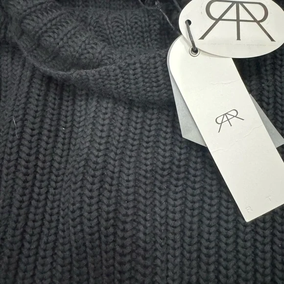 NWT 🖤 RTA Black Cotton Turtleneck Sweater with Front Slit – Size Large